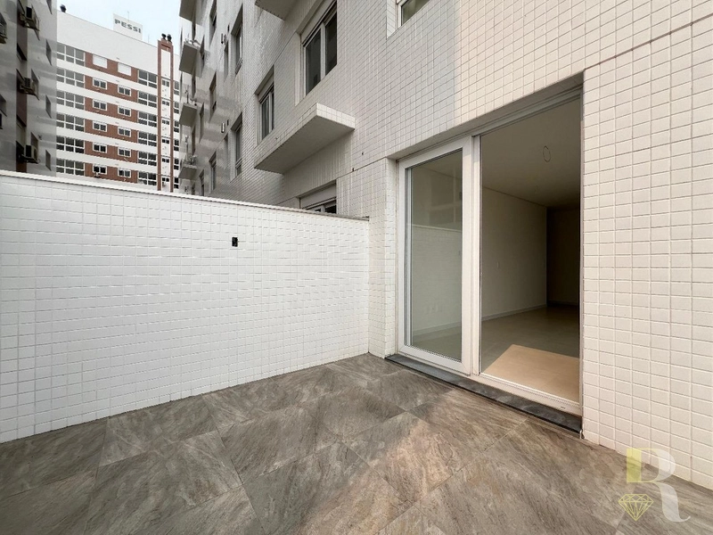 Amplo Apartamento com Terraço em L – Capão da Canoa: 2ª foto da galeria de imagens do imóvel