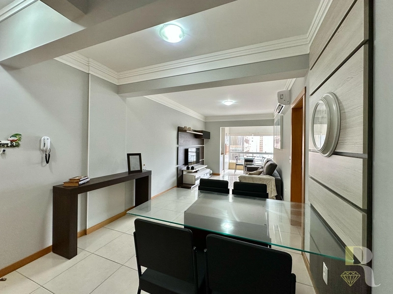 APARTAMENTO JUNTO A PÇA LUTERANA E MAR COM AMPLA SACADA LESTE: 6ª foto da galeria de imagens do imóvel
