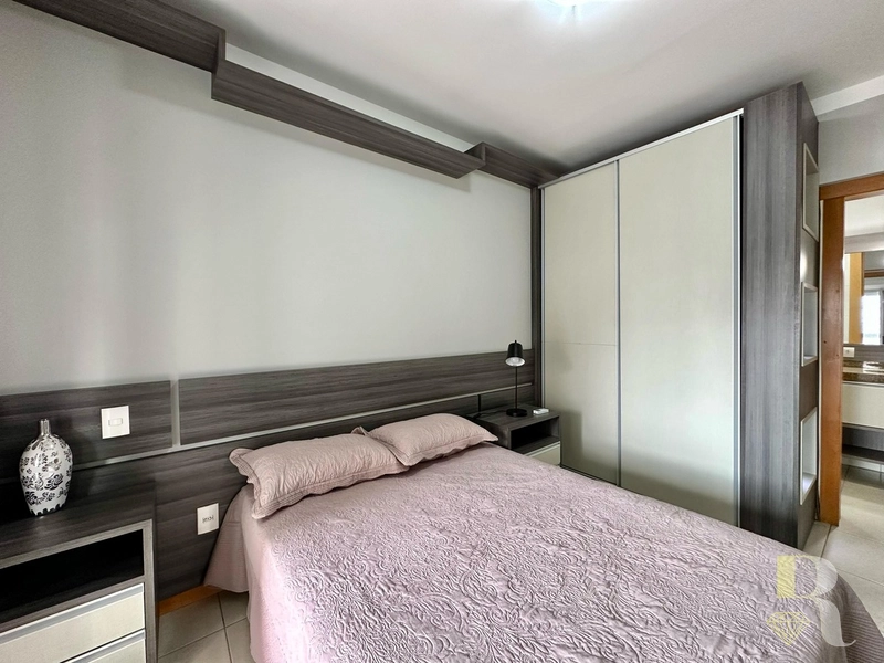 APARTAMENTO JUNTO A PÇA LUTERANA E MAR COM AMPLA SACADA LESTE: 10ª foto da galeria de imagens do imóvel