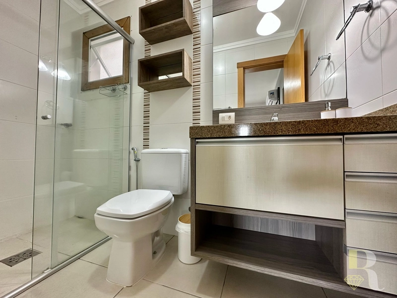APARTAMENTO JUNTO A PÇA LUTERANA E MAR COM AMPLA SACADA LESTE: 15ª foto da galeria de imagens do imóvel
