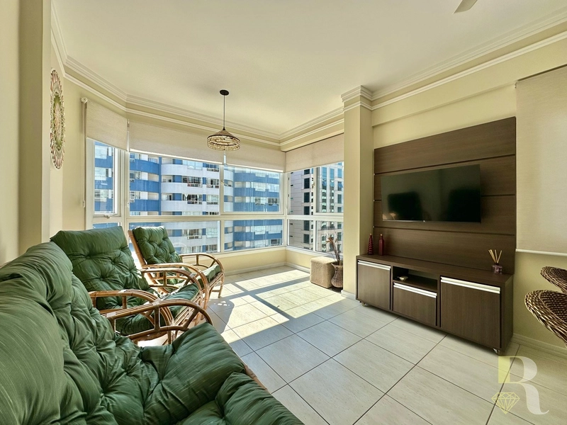 APARTAMENTO À VENDA COM VISTA PARA O MAR: 10ª foto da galeria de imagens do imóvel