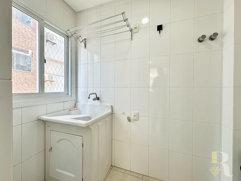 APARTAMENTO À VENDA COM VISTA PARA O MAR: 13ª foto da galeria de imagens do imóvel