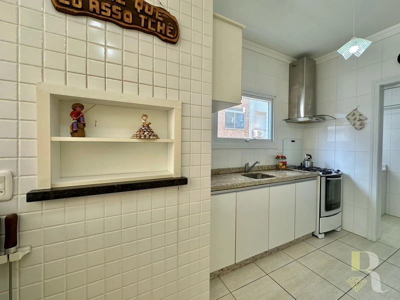 APARTAMENTO À VENDA COM VISTA PARA O MAR: 4ª foto da galeria de imagens do imóvel