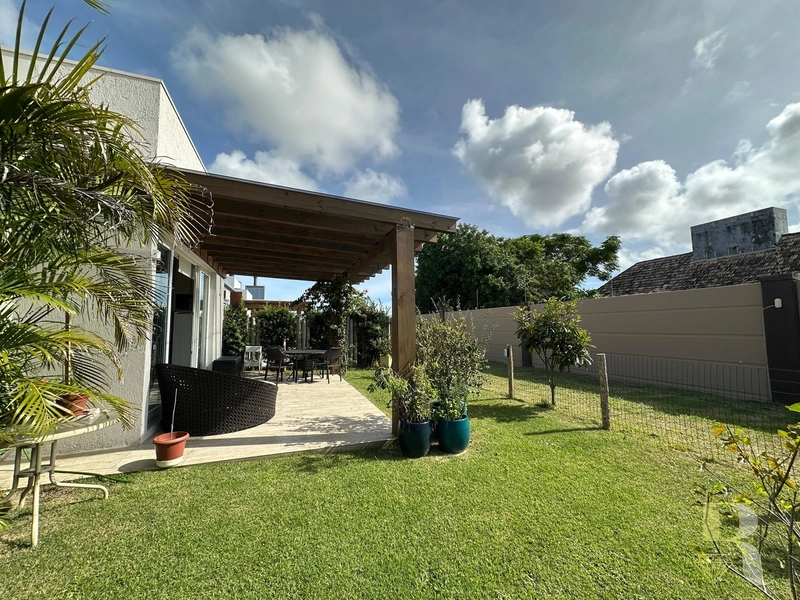 Casa Mobiliada e Aconchegante Condomínio Riviera: 2ª foto da galeria de imagens do imóvel