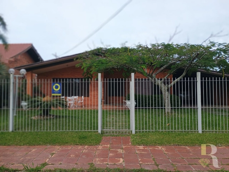 CASA A POUCOS METROS DO MAR E ROUBADINHAS: 7ª foto da galeria de imagens do imóvel