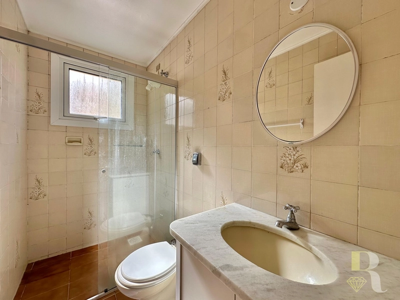 APARTAMENTO COM SACADA DE FRENTE , JUNTO AO MAR NO CORAÇÃO DA CIDADE !: 10ª foto da galeria de imagens do imóvel