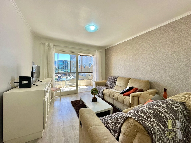 APARTAMENTO COM SACADA DE FRENTE , JUNTO AO MAR NO CORAÇÃO DA CIDADE !: 1ª foto da galeria de imagens do imóvel