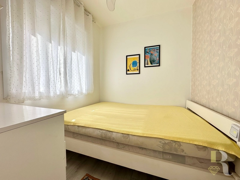APARTAMENTO COM SACADA DE FRENTE , JUNTO AO MAR NO CORAÇÃO DA CIDADE !: 9ª foto da galeria de imagens do imóvel