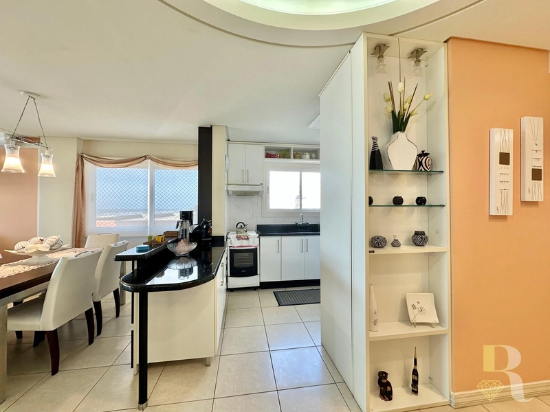 APARTAMENTO BEIRA MAR À VENDA!: 8ª foto da galeria de imagens do imóvel