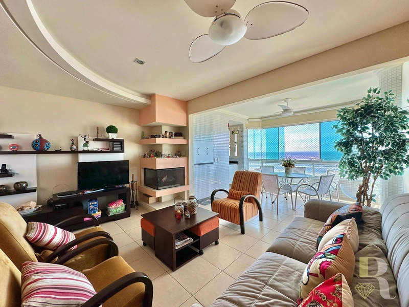 APARTAMENTO BEIRA MAR À VENDA!: 1ª foto da galeria de imagens do imóvel