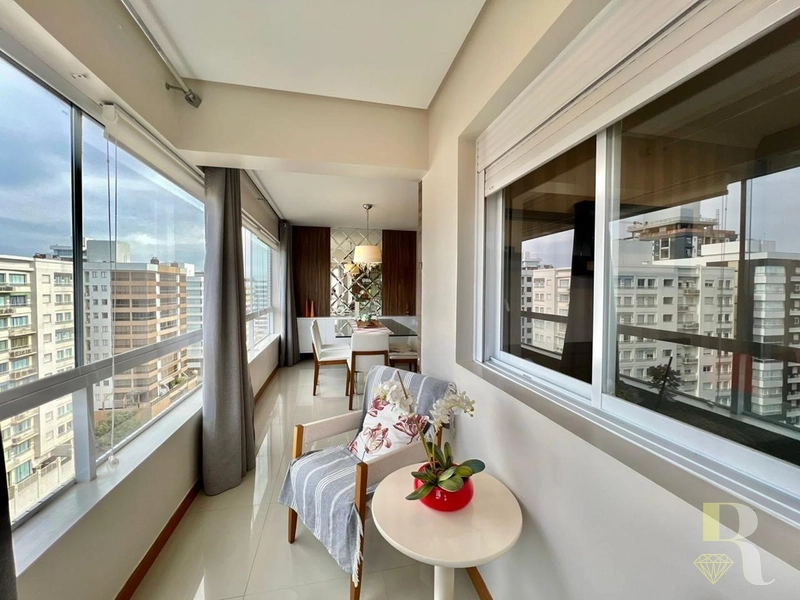 Apartamento com vista mar e praça: 11ª foto da galeria de imagens do imóvel