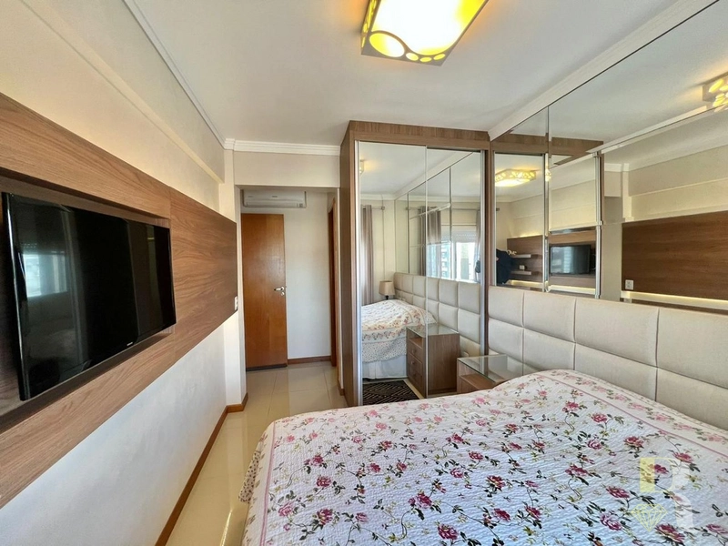 Apartamento com vista mar e praça: 17ª foto da galeria de imagens do imóvel