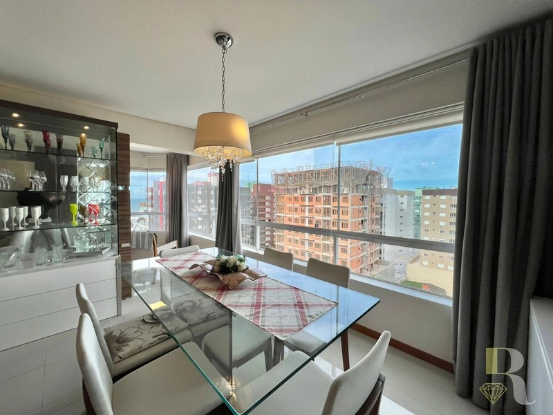 Apartamento com vista mar e praça: 9ª foto da galeria de imagens do imóvel