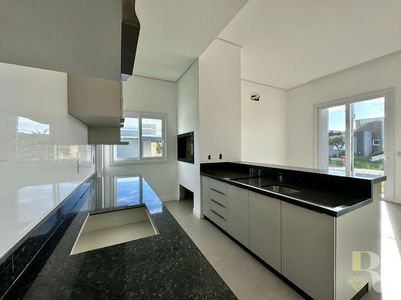 CASA EM CONDOMÍNIO FECHADO POR APENAS R$990 MIL À VISTA: 5ª foto da galeria de imagens do imóvel
