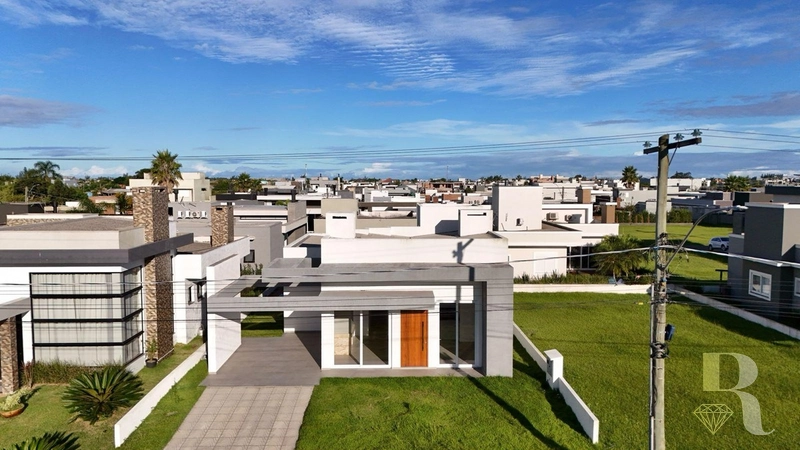 CASA EM CONDOMÍNIO FECHADO POR APENAS R$990 MIL À VISTA: 2ª foto da galeria de imagens do imóvel