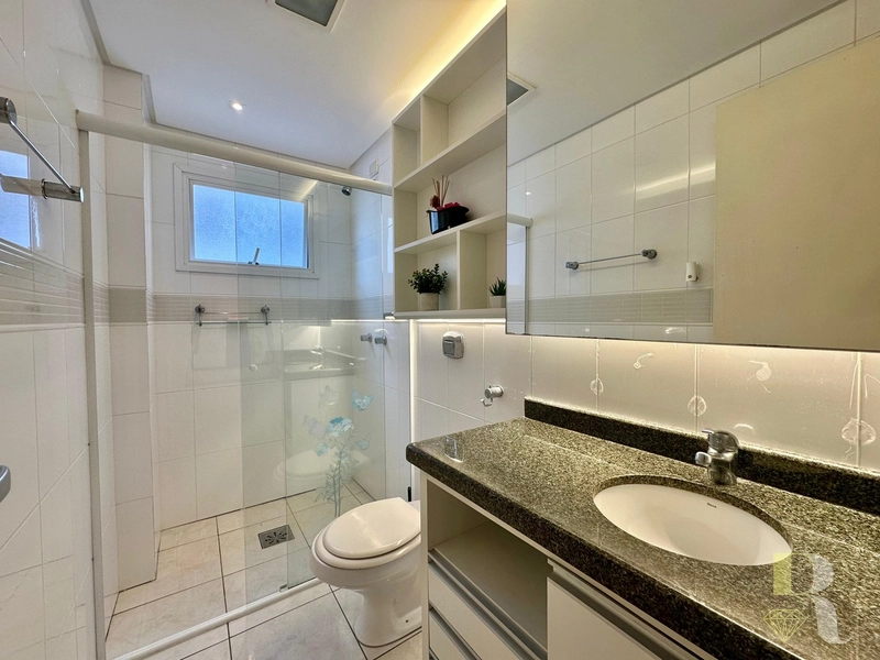 APARTAMENTO À VENDA COM VISTA PARA O MAR APENAS R$ 890.000,00: 10ª foto da galeria de imagens do imóvel