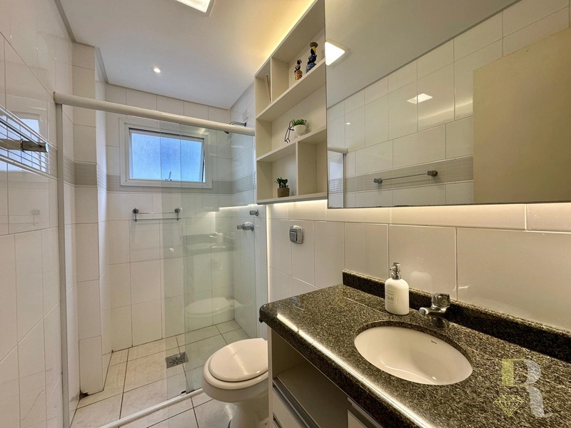 APARTAMENTO À VENDA COM VISTA PARA O MAR APENAS R$ 890.000,00: 9ª foto da galeria de imagens do imóvel