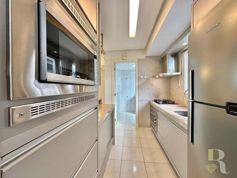 APARTAMENTO À VENDA COM VISTA PARA O MAR APENAS R$ 890.000,00: 8ª foto da galeria de imagens do imóvel