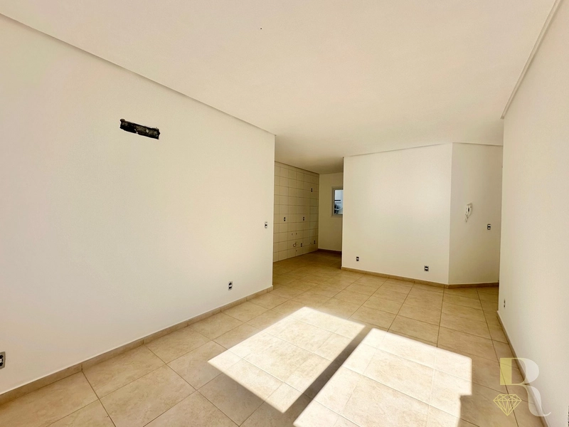 APARTAMENTO À VENDA 2 DORMITORIOS LATERAL LESTE E NORTE EM CAPÃO DA C: 3ª foto da galeria de imagens do imóvel