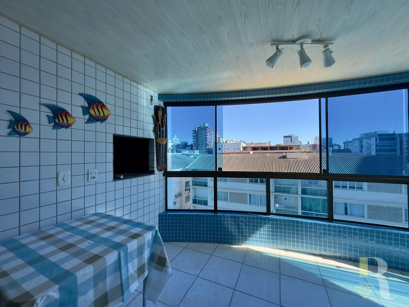 APARTAMENTO MOBILIADO SACADA DE FRENTE - AMPLO: 11ª foto da galeria de imagens do imóvel