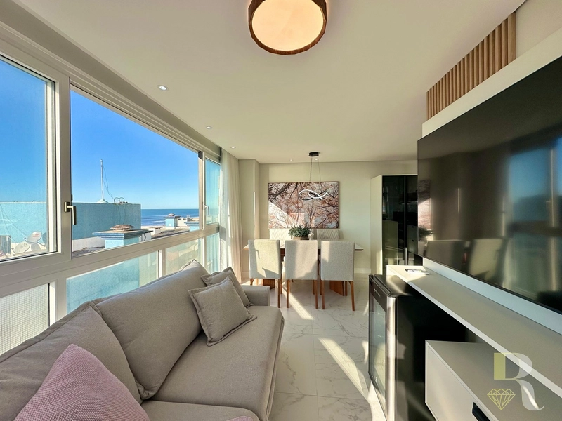 APARTAMENTO COM VISTA PARA O MAR À VENDA EM CAPÃO DA CANOA!: 1ª foto da galeria de imagens do imóvel