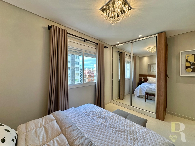 APARTAMENTO À VENDA A POUCOS METROS DO MAR: 10ª foto da galeria de imagens do imóvel