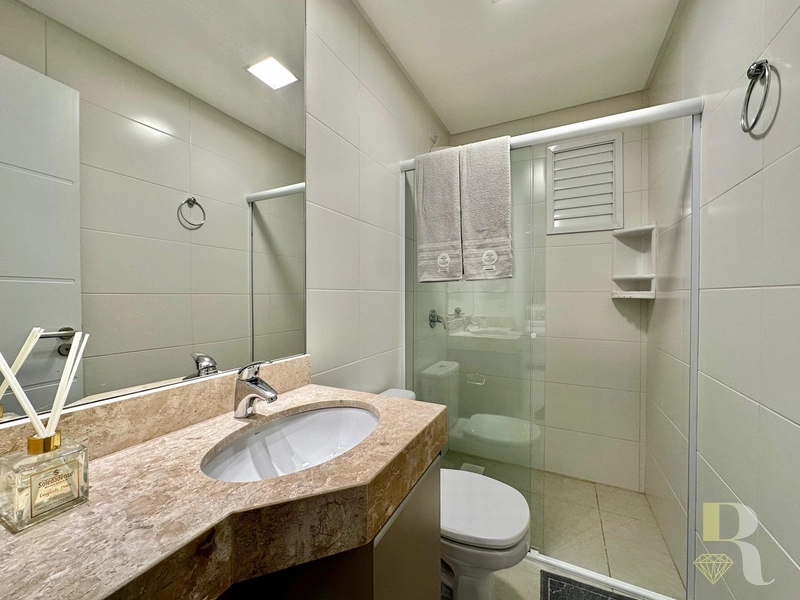 APARTAMENTO À VENDA A POUCOS METROS DO MAR: 13ª foto da galeria de imagens do imóvel