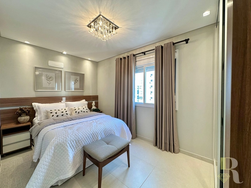 APARTAMENTO À VENDA A POUCOS METROS DO MAR: 7ª foto da galeria de imagens do imóvel