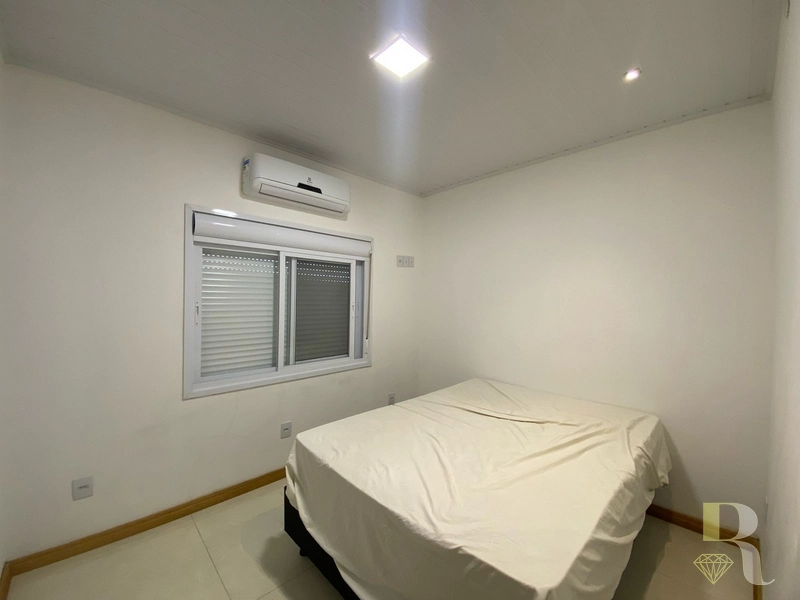 CASA 4 DORMITÓRIOS MOBILIADA COM PISCINA LADO MAR: 10ª foto da galeria de imagens do imóvel