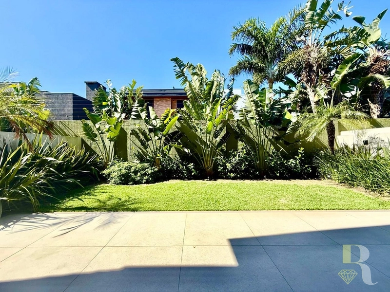 Sobrado Mobiliado e Decorado em frente ao lago central: 2ª foto da galeria de imagens do imóvel