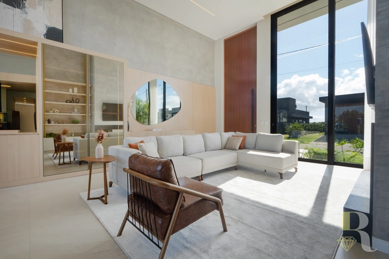 Casa próxima da lagoa, clube náutico, piscinas.: 2ª foto da galeria de imagens do imóvel