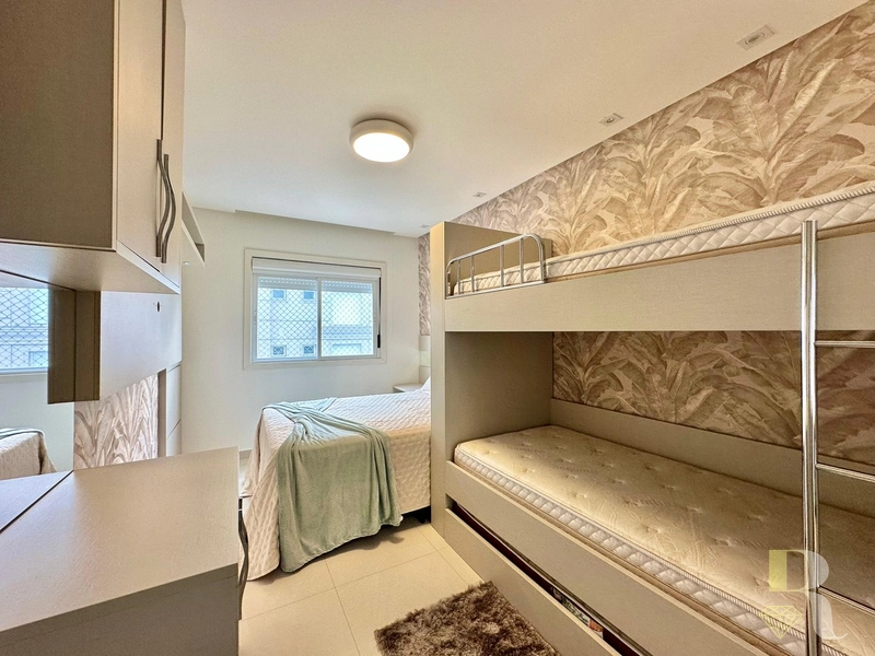 Venda de apartamento – Esquina e a apenas uma quadra do mar: 14ª foto da galeria de imagens do imóvel