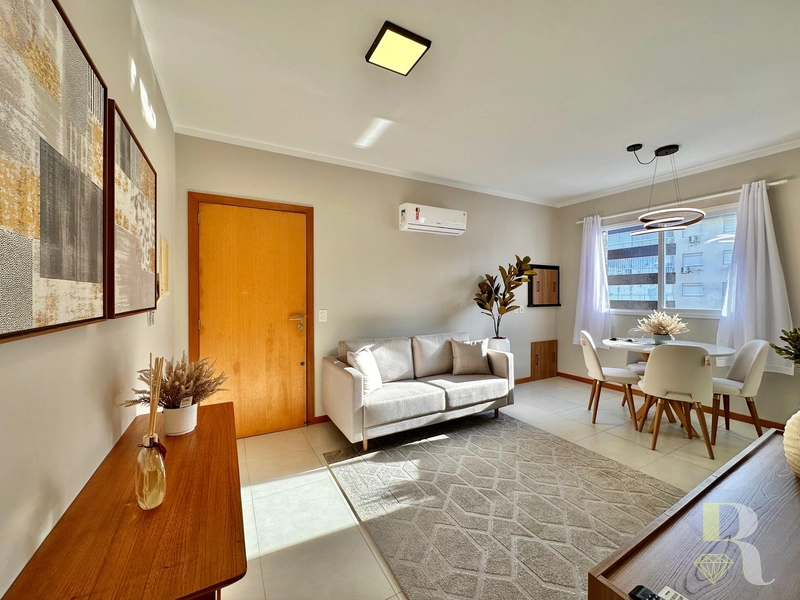 APARTAMENTO À VENDA – MOBILIADO E DECORADO: 3ª foto da galeria de imagens do imóvel