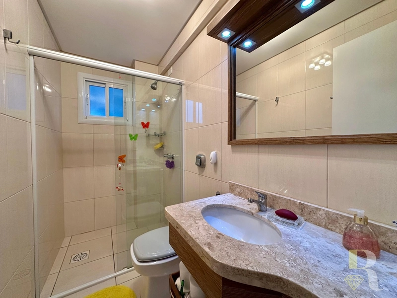 APARTAMENTO À VENDA – COM VISTA PARA O MAR: 15ª foto da galeria de imagens do imóvel