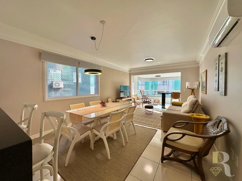 APARTAMENTO À VENDA – COM VISTA PARA O MAR: 3ª foto da galeria de imagens do imóvel