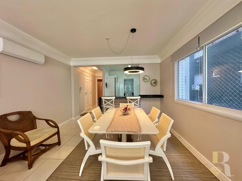 APARTAMENTO À VENDA – COM VISTA PARA O MAR: 5ª foto da galeria de imagens do imóvel