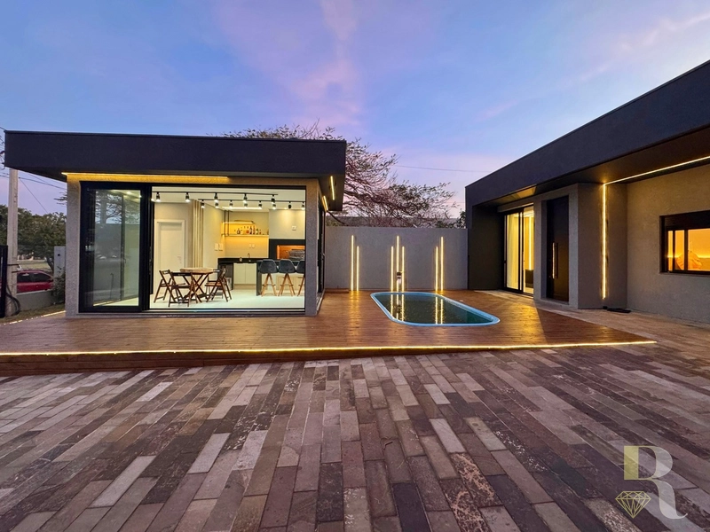 CASA PARQUE III – À VENDA: 2ª foto da galeria de imagens do imóvel