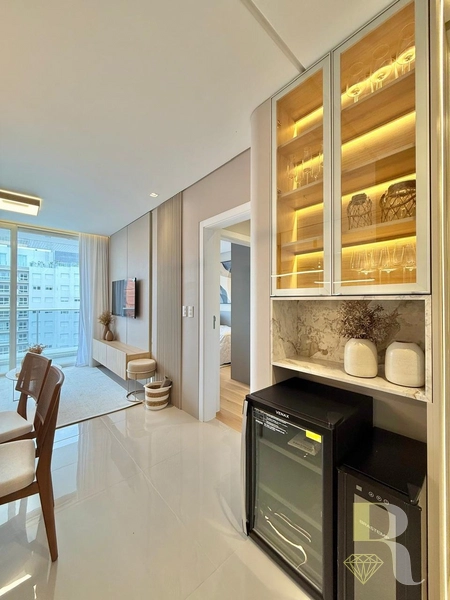 Apartamento 2 Dormitórios (1 Suíte) Mobiliado e Decorado: 8ª foto da galeria de imagens do imóvel