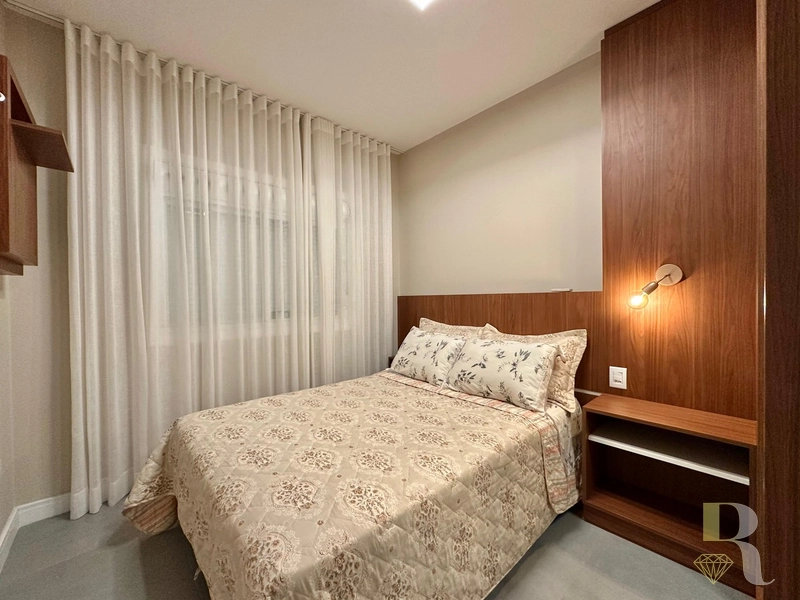 AMPLO APARTAMENTO DE FRENTE PARA O MAR, COM VISTA LIBERADA PARA O MAR: 16ª foto da galeria de imagens do imóvel