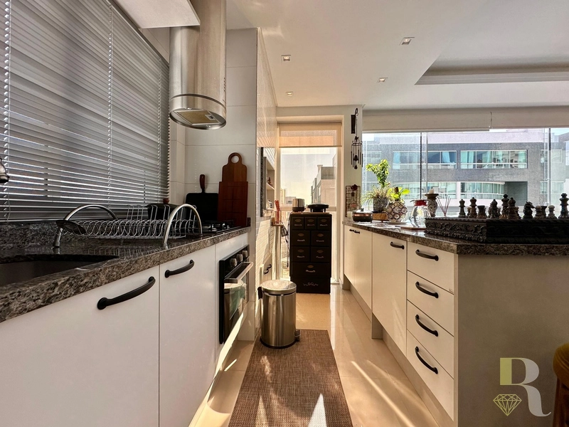 APARTAMENTO À VENDA – PRÓXIMO AO MAR: 8ª foto da galeria de imagens do imóvel