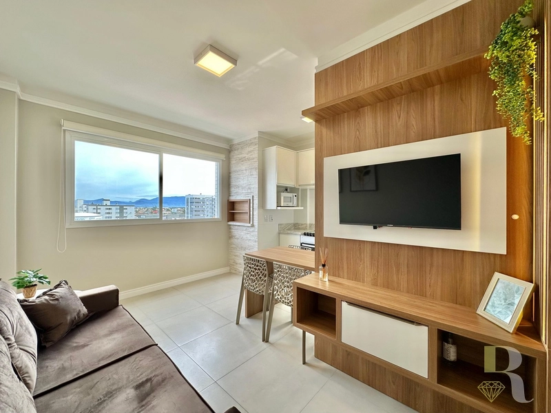 NOVIDADE À VENDA – APARTAMENTO COM VISTA PARA A SERRA: 1ª foto da galeria de imagens do imóvel