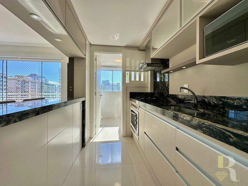 Excelente Apartamento Frente Praça Tiaraju em Capão da Canoa: 7ª foto da galeria de imagens do imóvel