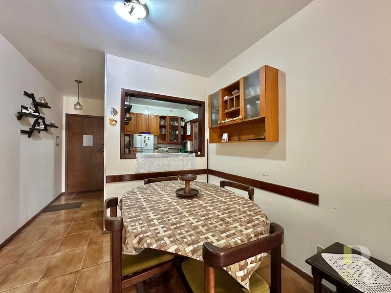 Apartamento Mobiliado com Sacada e Dependência de Empregada: 4ª foto da galeria de imagens do imóvel