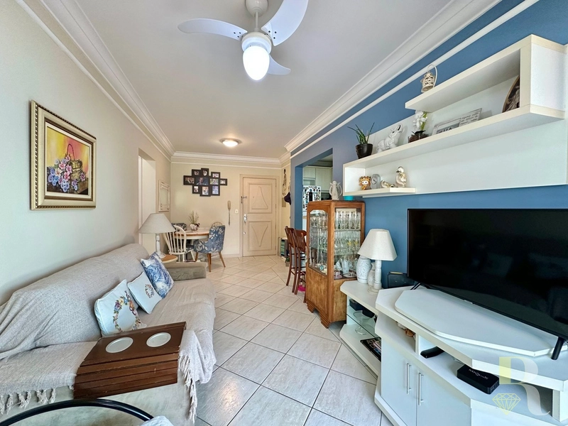 Oportunidade: Apartamento Mobiliado com Sacada de Frente: 3ª foto da galeria de imagens do imóvel