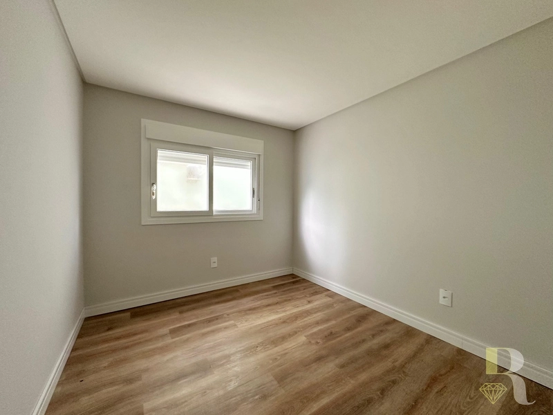 APARTAMENTO À VENDA COM TERRAÇO, PISCINA E VISTA PARA O MAR: 8ª foto da galeria de imagens do imóvel