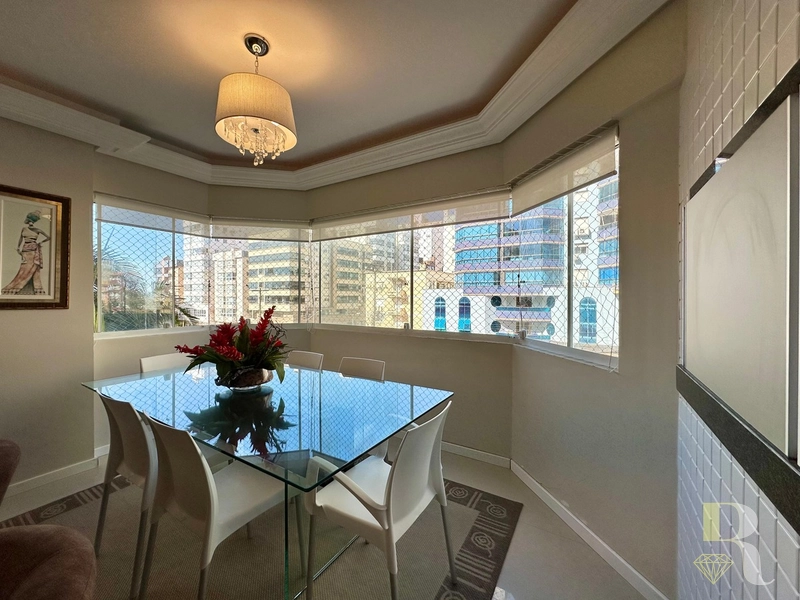 APARTAMENTO À VENDA – INFRA COMPLETA E VISTA PARA O MAR: 9ª foto da galeria de imagens do imóvel