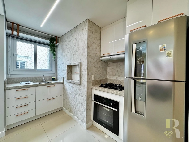 AMPLO APARTAMENTO DE FRENTE COM INFRA COMPLETA: 13ª foto da galeria de imagens do imóvel