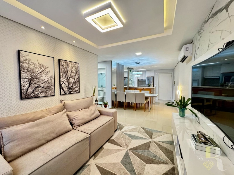 AMPLO APARTAMENTO DE FRENTE COM INFRA COMPLETA: 1ª foto da galeria de imagens do imóvel