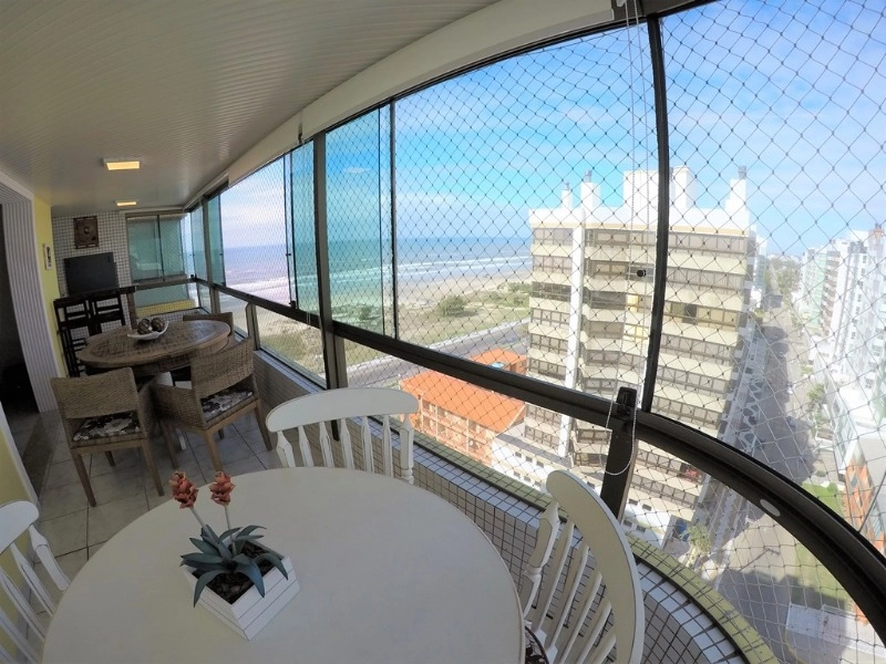 Belíssimo Apartamento 03 Dormitórios com magnífica vista para o mar.: 1ª foto da galeria de imagens do imóvel