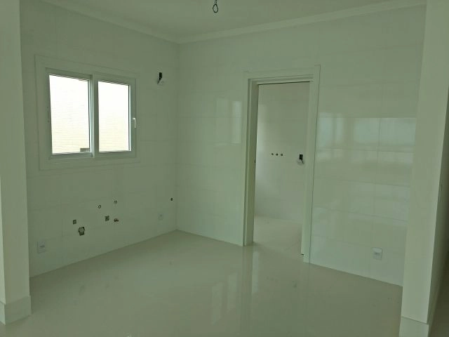 BÉLISSIMO APARTAMENTO BEIRA-MAR.: 4ª foto da galeria de imagens do imóvel